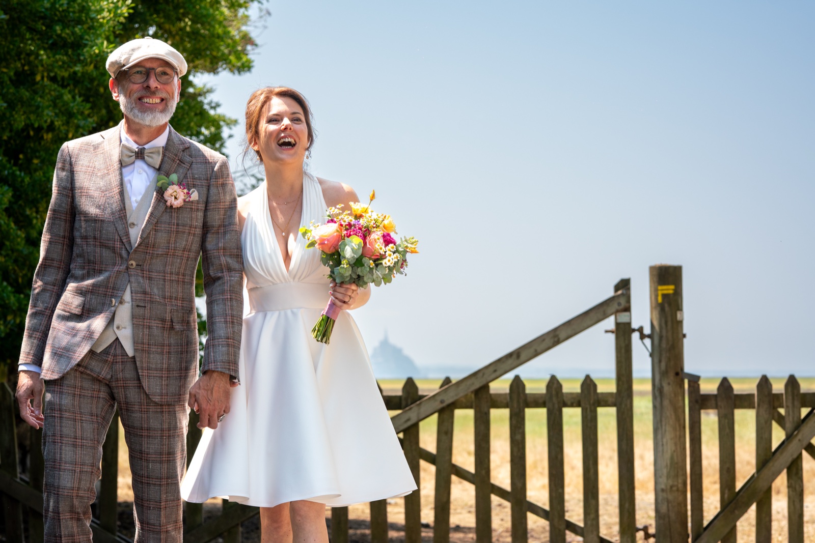 Mariage aux Châteaux de La Lucerne d'Outremer — Charlotte et Laurent, le Mont-Saint-Michel à l'horizon