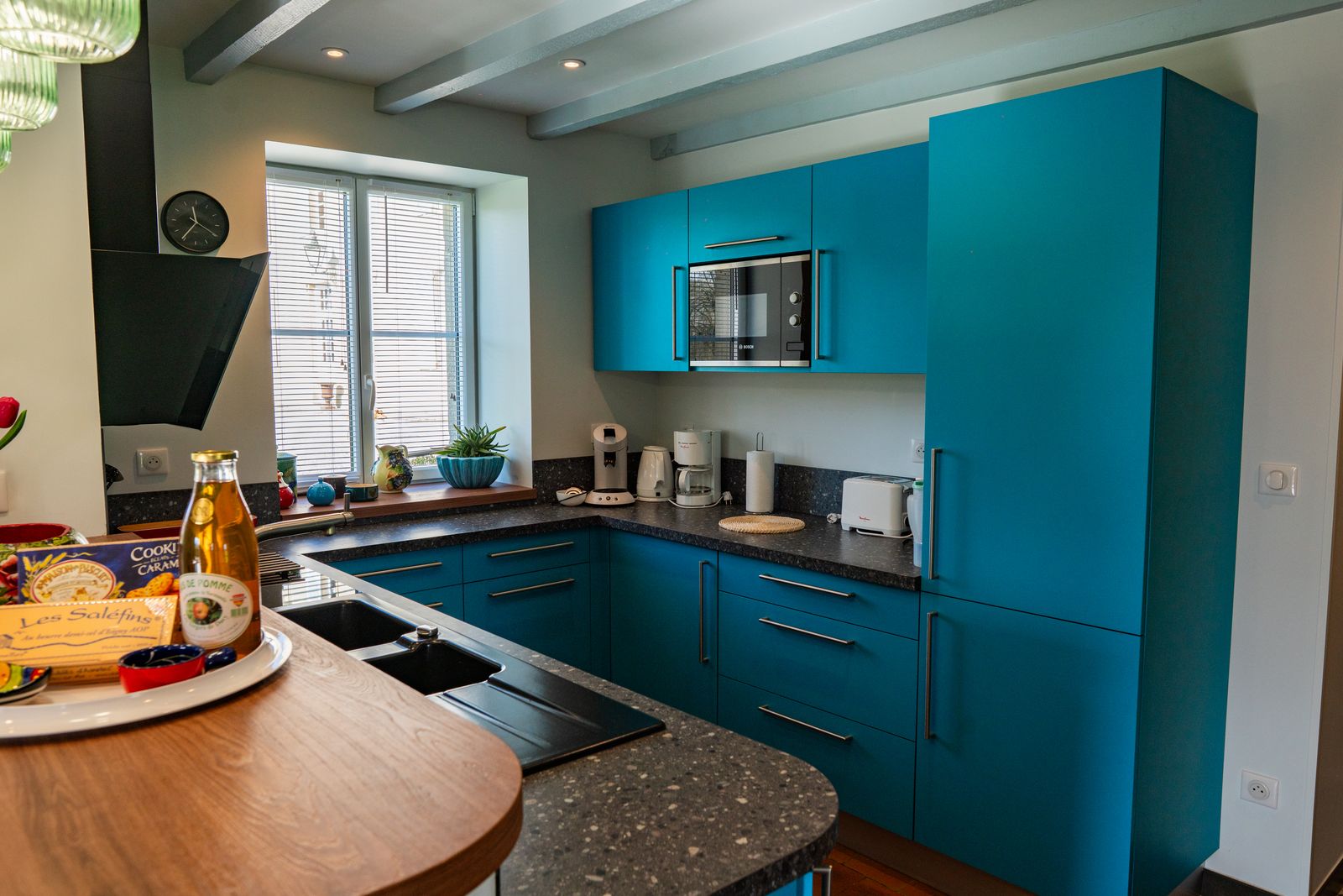 Blue kitchen in a gîte