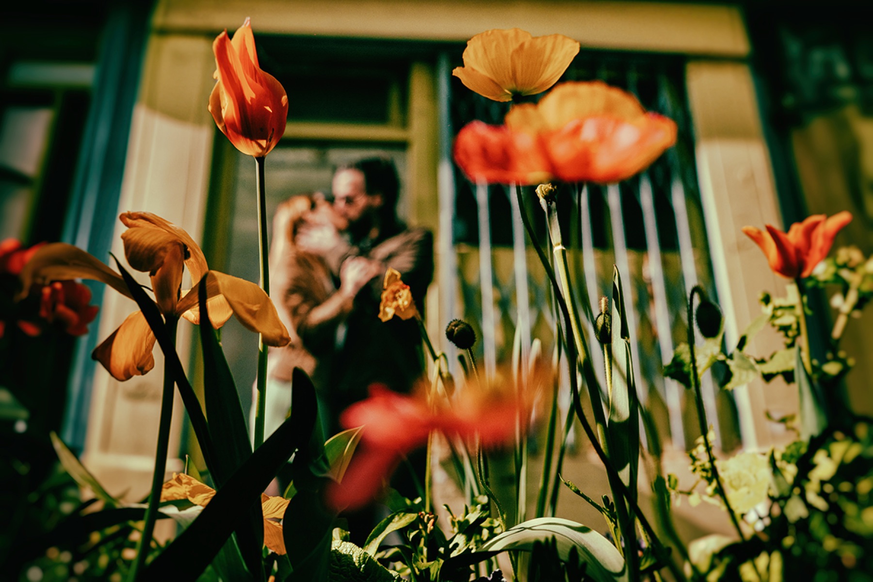 Photo de couple cinématographique en ville — Urban Love — Arnaud Chapelle